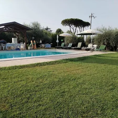 A Casa Di Mery - In Con Piscina